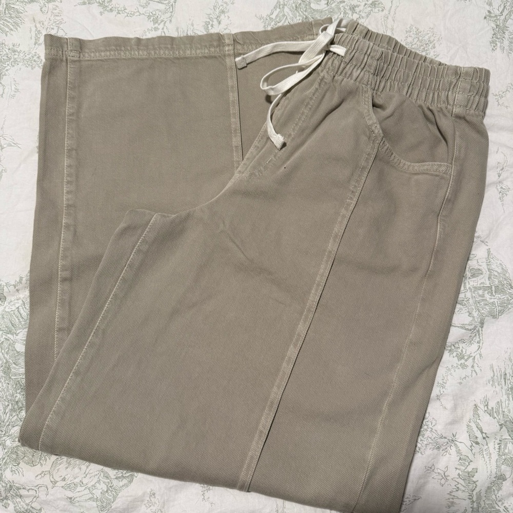 Women’s Universal Thread Jeans